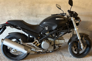 Ducati moster dark