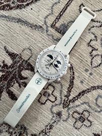 Swatch Omega MISSION TO EARTHPHASE -MOONSHINE GOLD