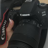 Canon EOS 90D