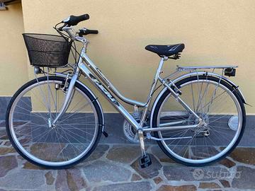 City bike da donna 28" – Shimano SIS 18 veloc