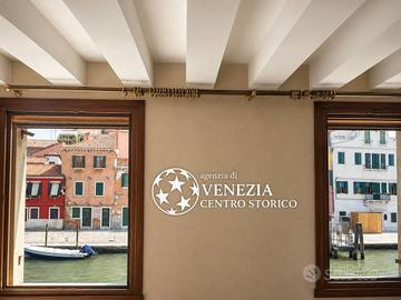 Appartamento di 100 m² con 3 locali a Venezia