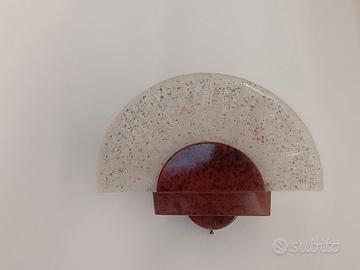 Lampada da terra e appliques.
