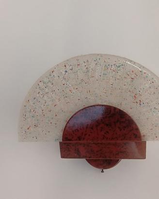 Lampada da terra e appliques.