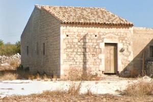 Vendita terreno con fabbricato