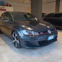 Volkswagen Golf GTI Performance 2.0 TSI DSG 5p.