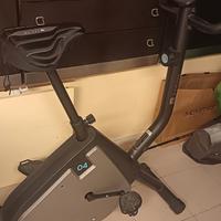 cyclette domyos essential 2