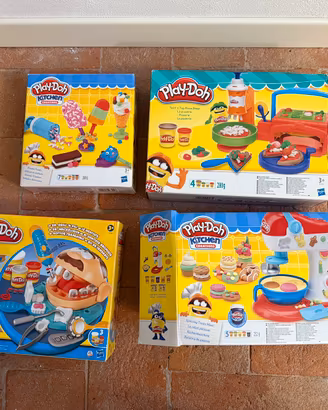 4 splendidi set playdoh