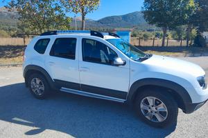 DACIA DUSTER 4X4 2015
