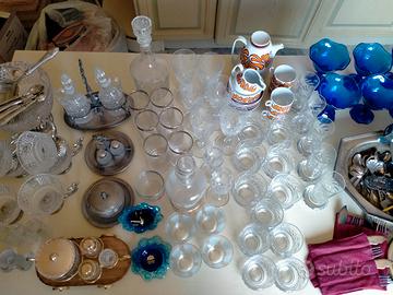 bicchieri tazze set vari anni 70/80/90