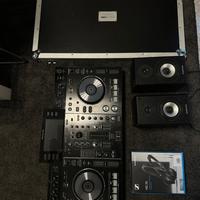 Pioneer XDJ RX + Cuffie + Case Trasporto
