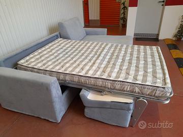 Divano letto con contenitore intercambiabile 