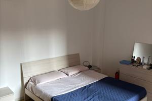 Ampia stanza con balcone 550