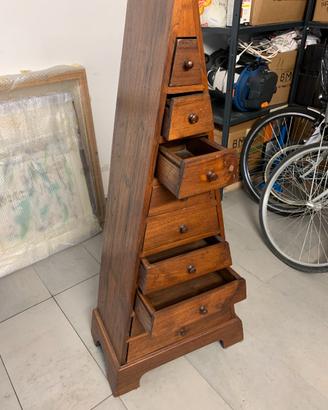 Cassettiera a piramide etnica