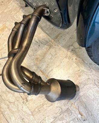 Collettore moto triumph street triple 765RS €5+