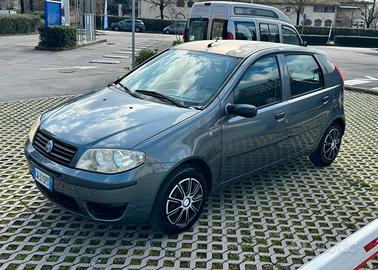 FIAT PUNTO 1.2 BENZINA OK NEO PATENTATI