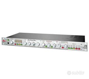 Preamplificatore DBX376