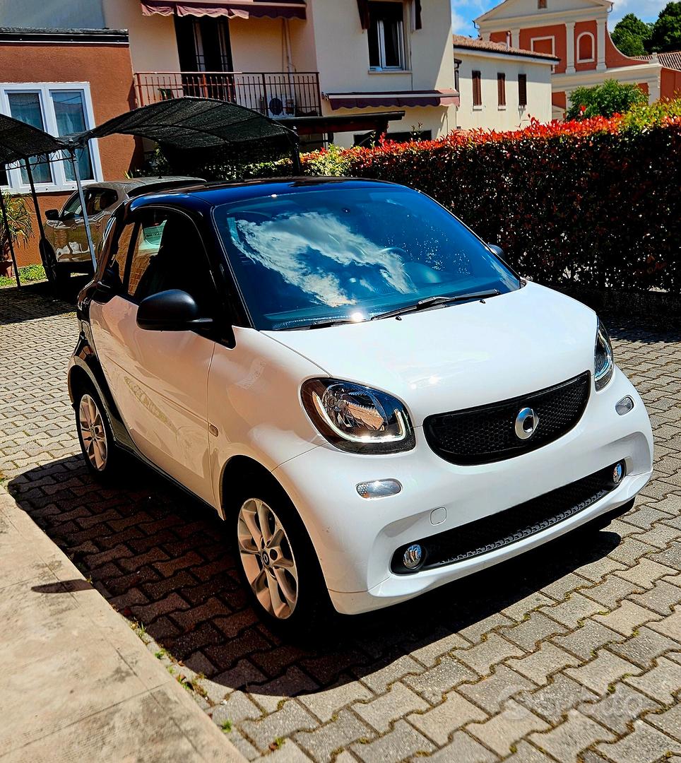 Smart Fortwo 2019 photo 3