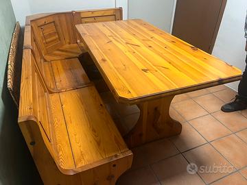 Tavolo in legno rustico con panca, mobile e sedie - Arredamento e  Casalinghi In vendita a Verona