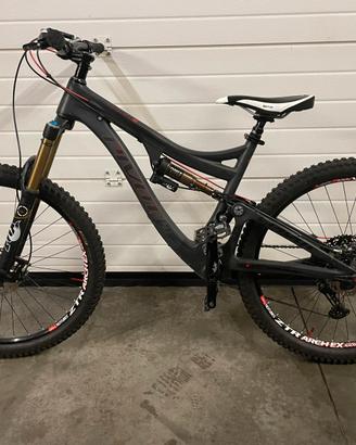 Mtb full enduro Pivot mach 6