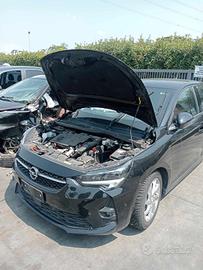 Opel Corsa F del 2020 per pezzi di ricambio