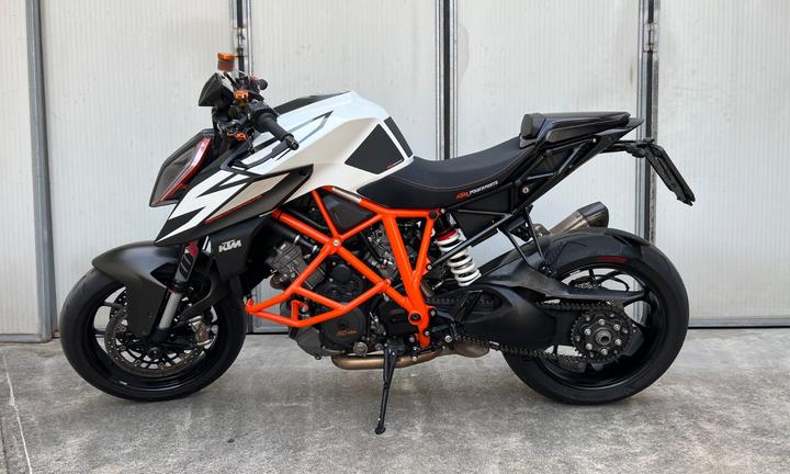 KTM 1290 Super Duke - 2020