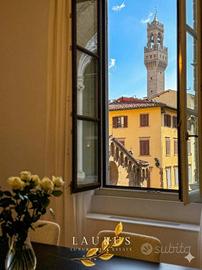Appartamento di 150 m² con 4 locali a Firenze