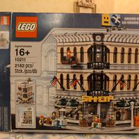 Lego Grand Emporium 10211
