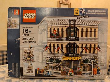 Lego Grand Emporium 10211
