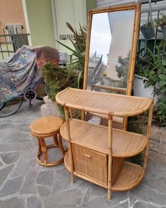 mobili in midollino