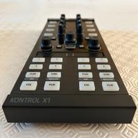 Native Instruments Traktor Kontrol X1 Mk2