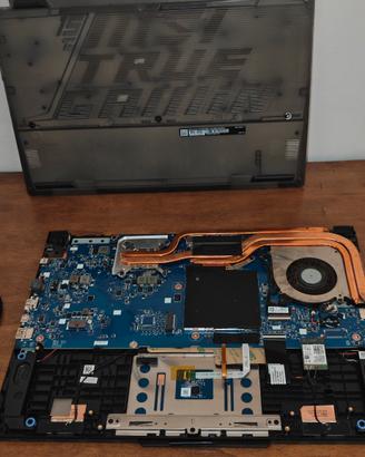 MSI Cyborg 15 A13V per Ricambi