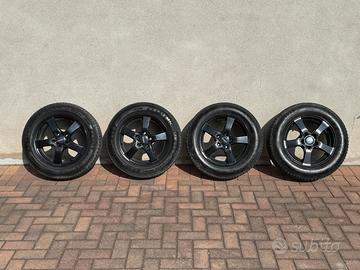 Cerchi + gomme Volkswagen Caddy R15
