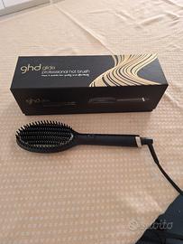 GHD Glide spazzola lisciante.