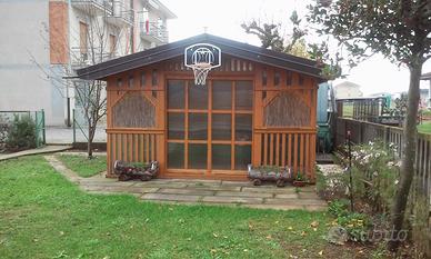 Casa di legno da giardino