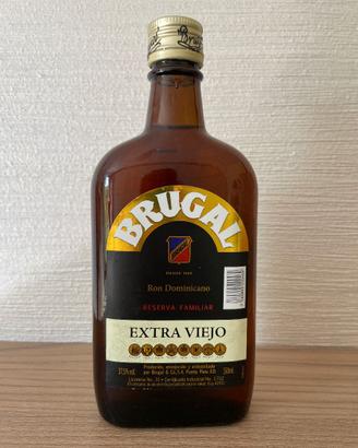 Brugal Extra Viejo Ron Dominicano Reserva Familiar