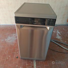 lavastoviglie Whirlpool 