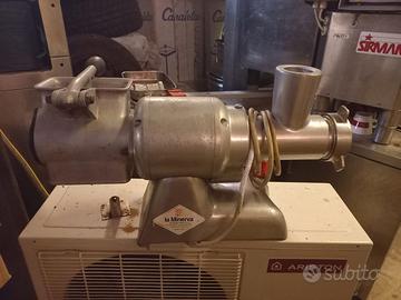 grattugia  formaggio 