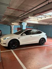 Tesla Model Y RWD