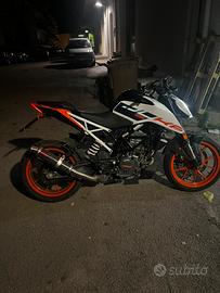 KTM duke 125 2023