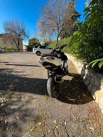 aprilia sr factory 2014