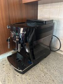 Macchina delonghi magnifica S