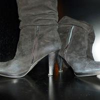 Stivali donna tacco alto di scamosciato  37,5