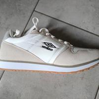 scarpe nuove umbro