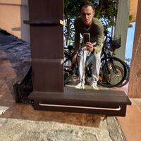 Specchio da bagno con mensole