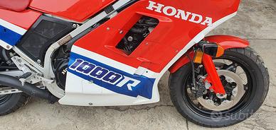 HONDA VF 1000R