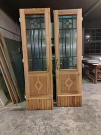 PORTA IN LEGNO DI NOCE