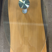 Tavolino in vetro Nuovo da esposizione 2336/U