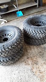 Gomme e cerchi 235/75/15
