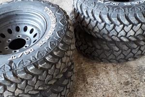Gomme e cerchi 235/75/15