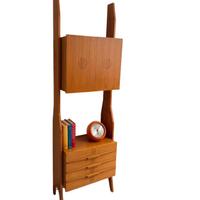 Libreria stile scandinavo